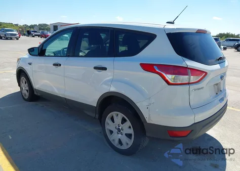 2013 Ford Escape S из США, поврежденный, VIN 1FMCU0F7XDUD79136
